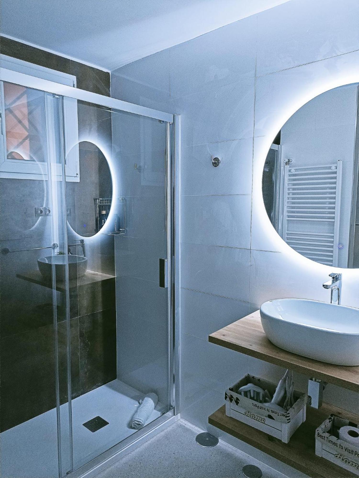 Violeta Suite Madrid Bagian luar foto
